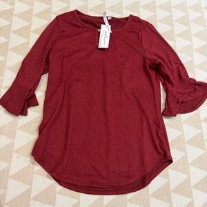 NY Collection
Women's 3/4 Bell Sleeve Pullover Top